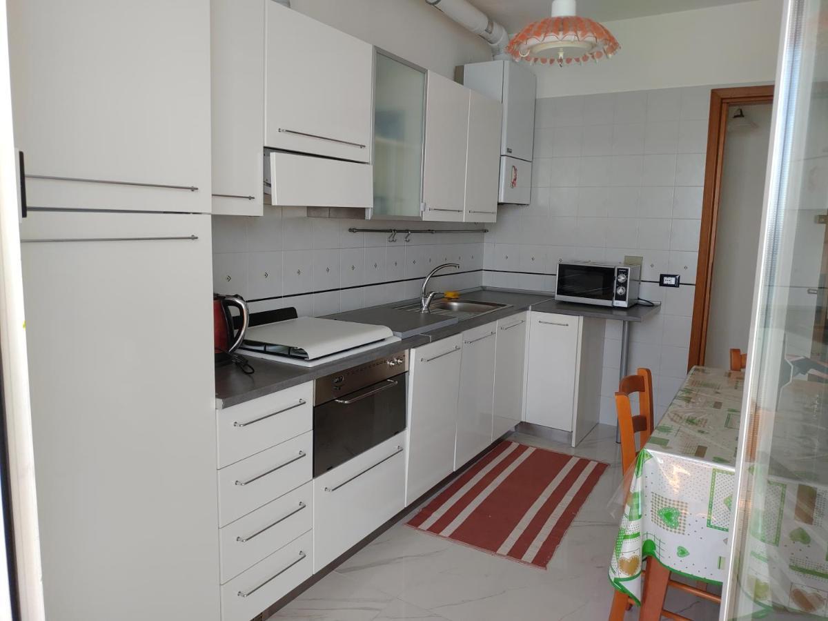 Appartamento Giardino Ventimiglia Luaran gambar