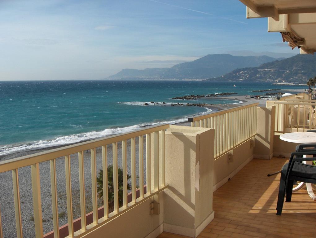 Appartamento Giardino Ventimiglia Luaran gambar
